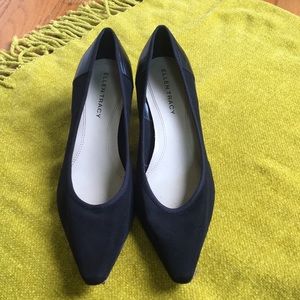 Classic black pumps